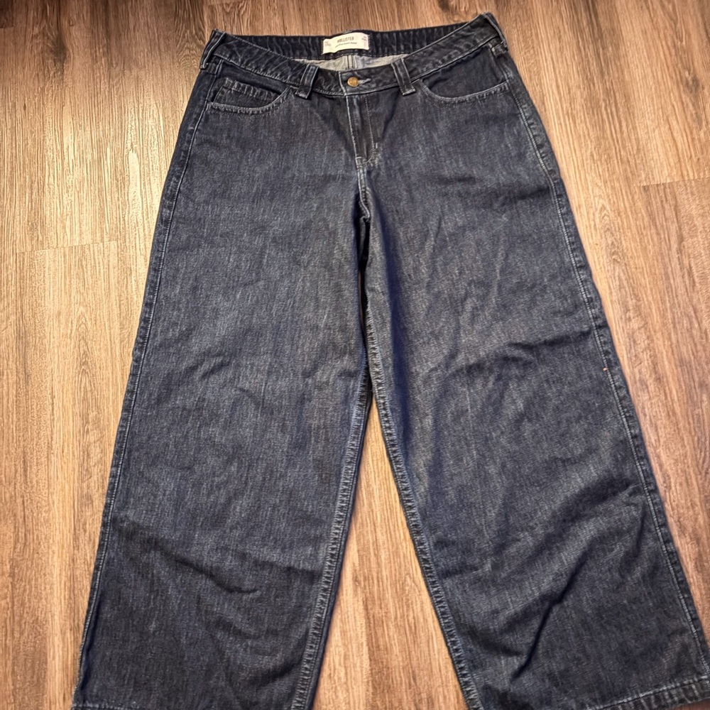 Hollister Low Rise Super Baggy Leg Jeans